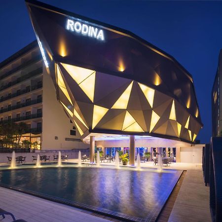 Rodina Beach Hotel Джомтиен Бийч Екстериор снимка