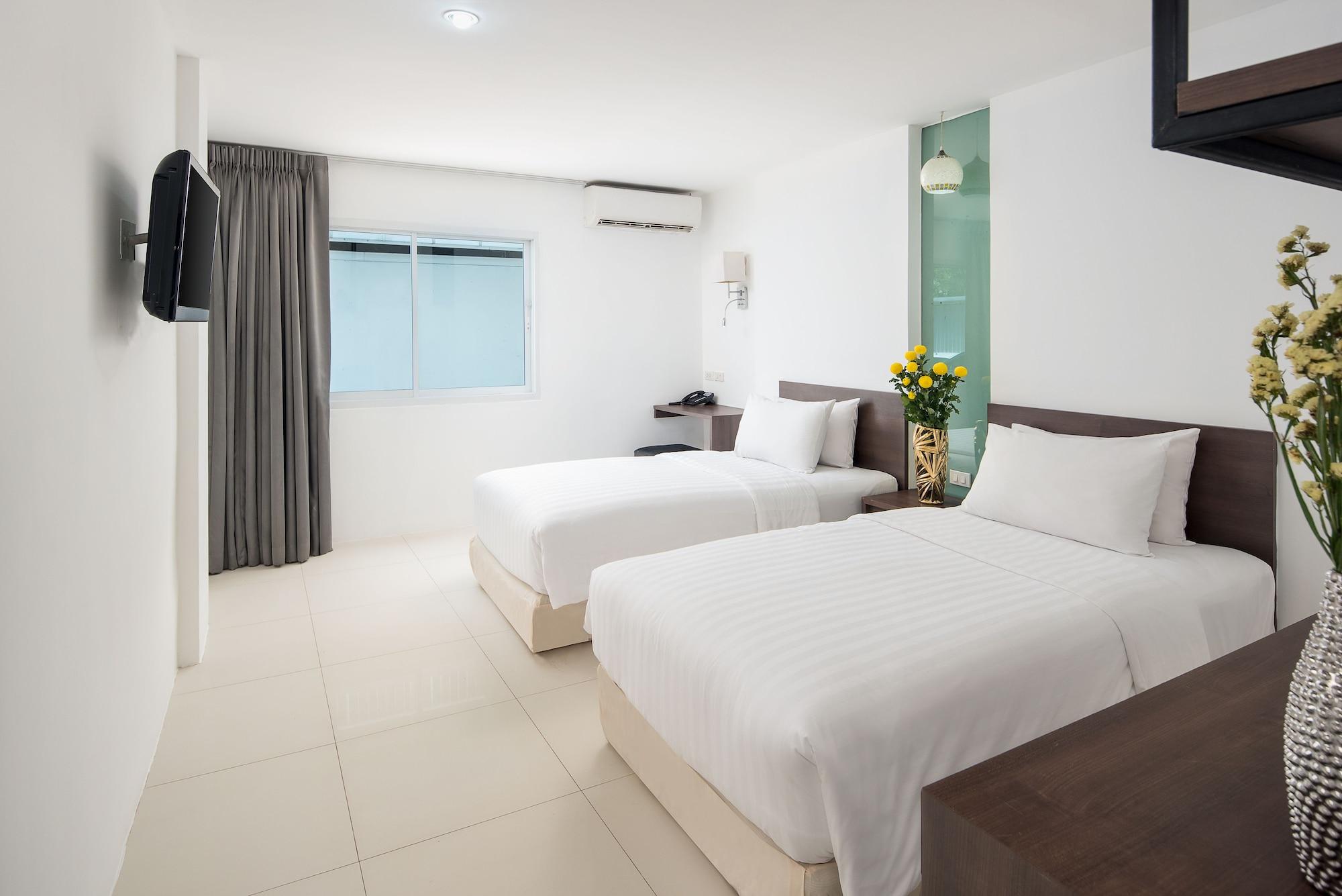 Rodina Beach Hotel Джомтиен Бийч Екстериор снимка