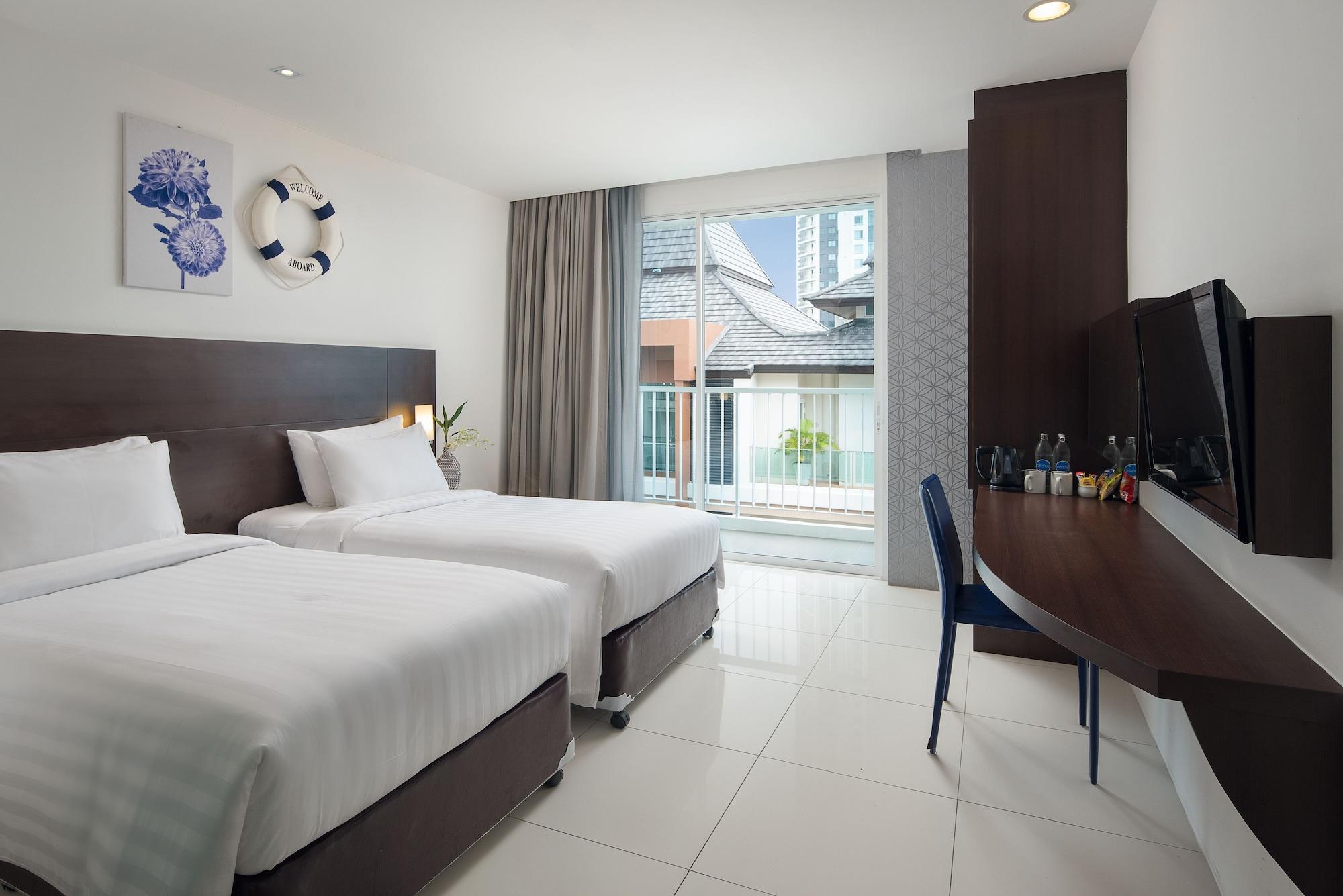 Rodina Beach Hotel Джомтиен Бийч Екстериор снимка