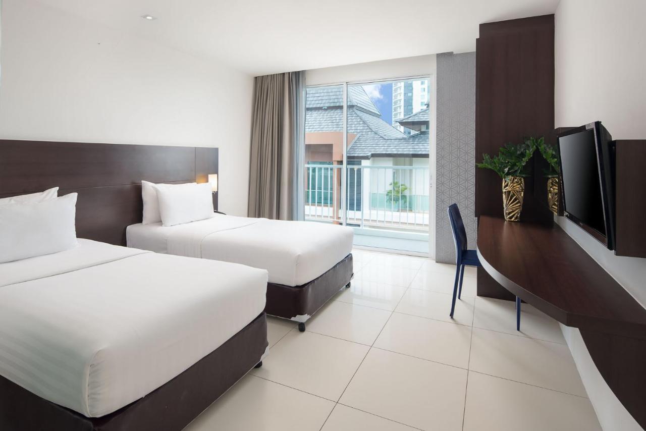Rodina Beach Hotel Джомтиен Бийч Екстериор снимка